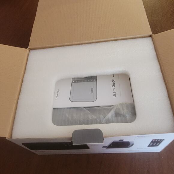 Grace Digital Mondo GDI-IRC600 Wi Fi music player / internet radio - Picture 5 of 12